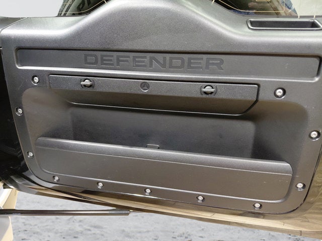 2025 Land Rover Defender S