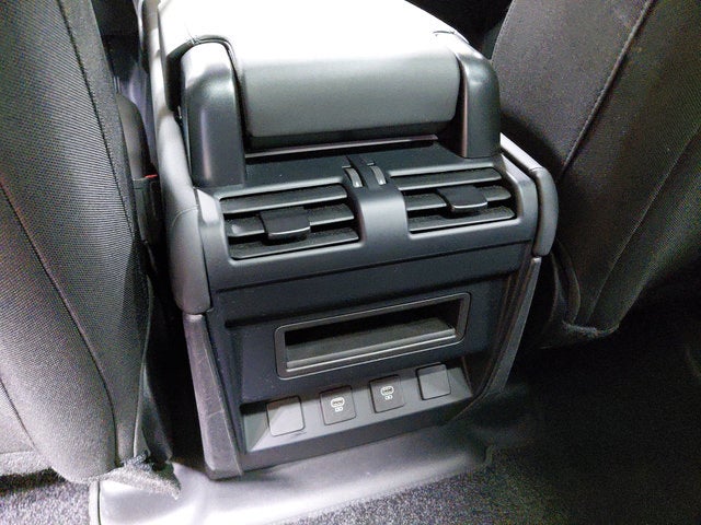 2025 Land Rover Defender S