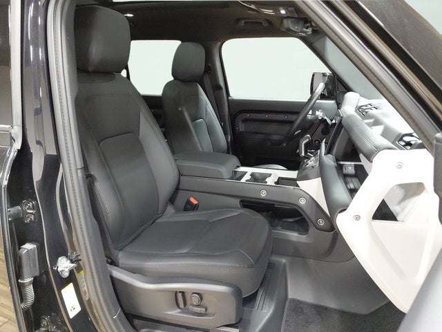 2025 Land Rover Defender S