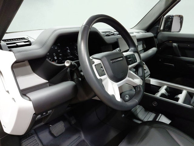 2025 Land Rover Defender S