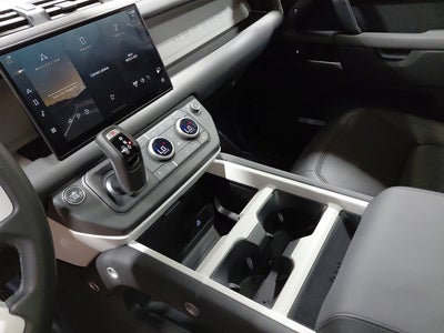 2025 Land Rover Defender S