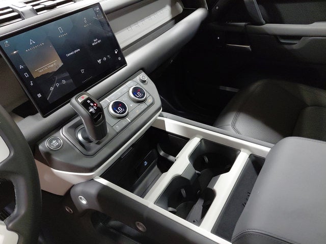 2025 Land Rover Defender S