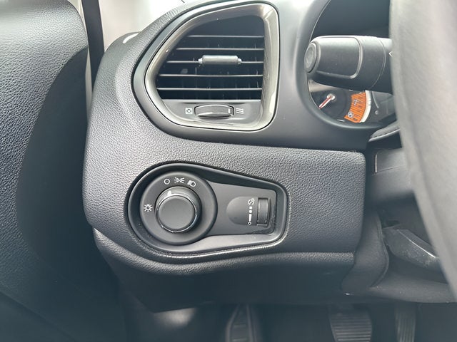 2023 Jeep Renegade Latitude 4x4