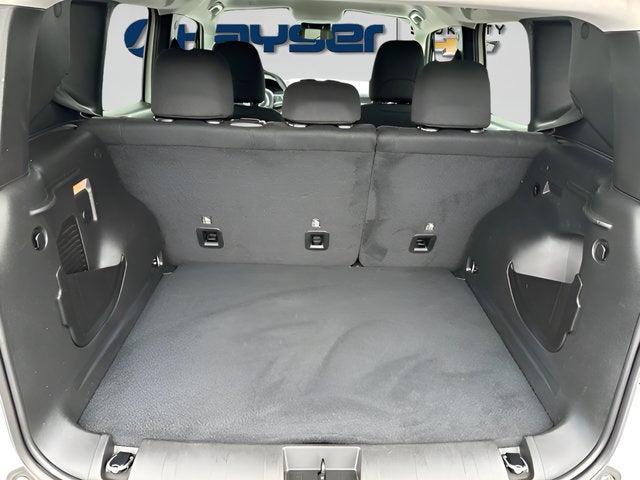 2023 Jeep Renegade Latitude 4x4